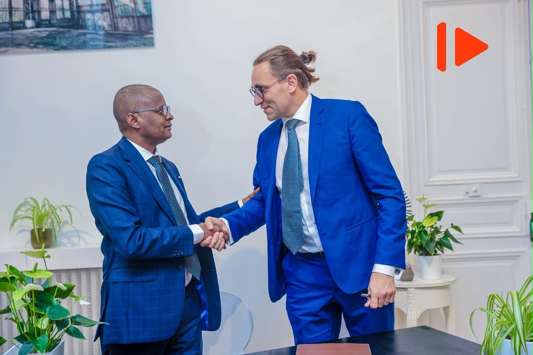 Chad and France seal new deals in infrastructure, health and training at Paris business forum